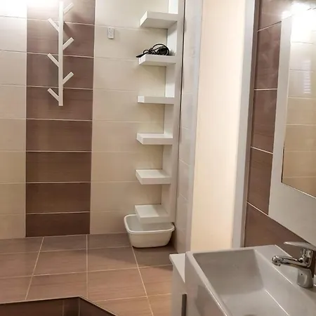 Vrancic ماندري